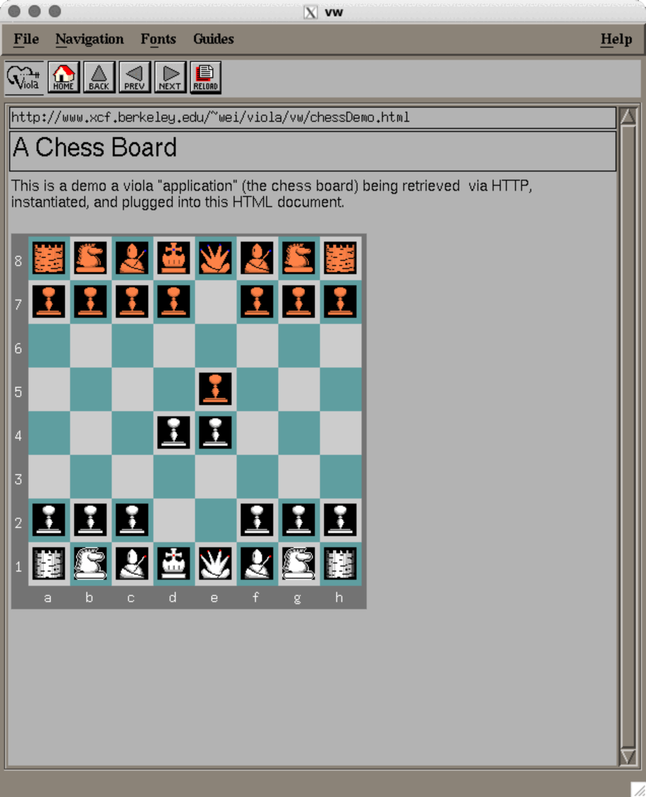 Скриншот веб-страницы «A Chess Board» с шахматной доской, где белые фигуры стоят на 1–2 рядах, чёрные — на 7–8, а на 4-м и 5-м рядах по одной пешке каждого цвета.