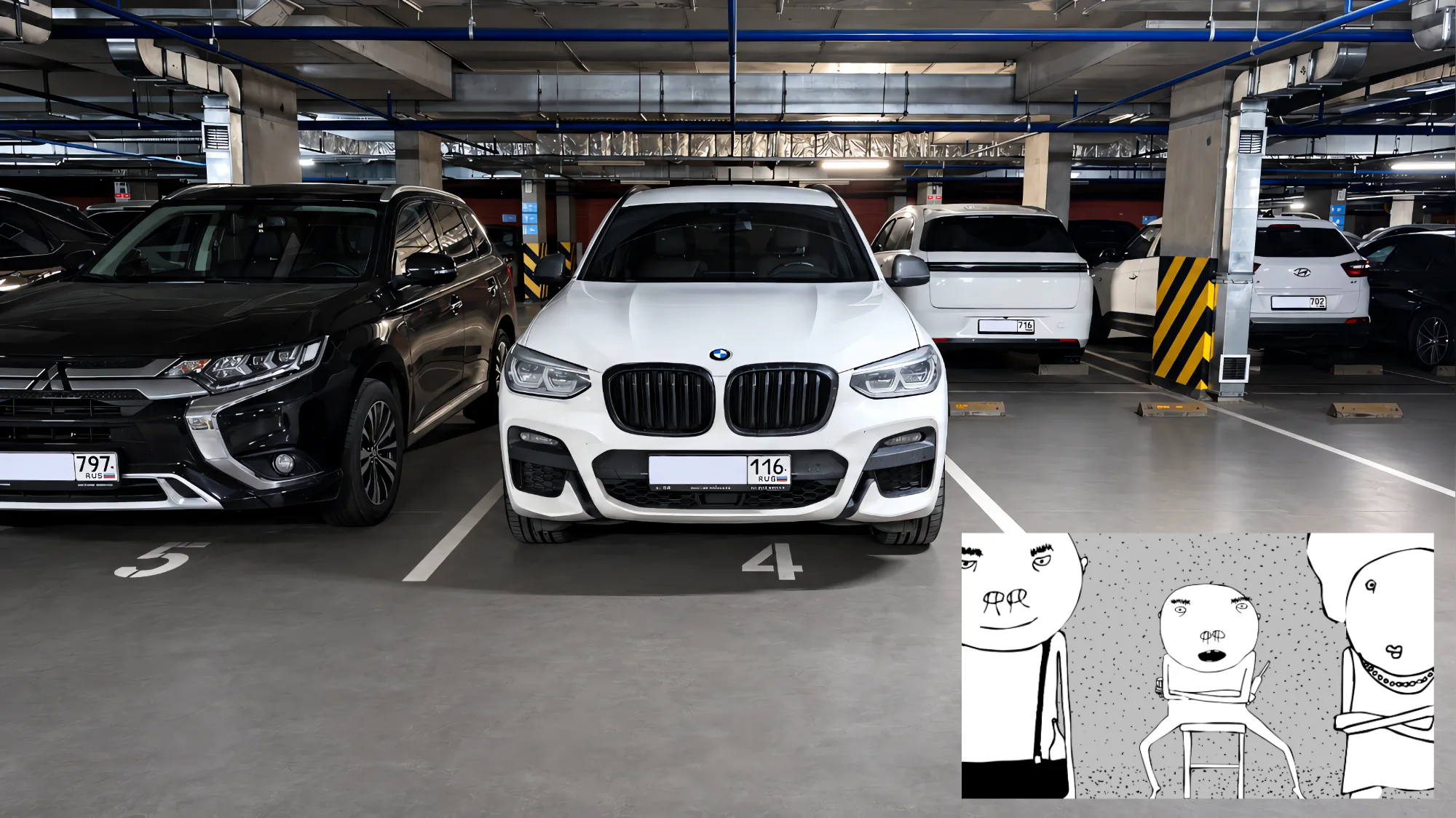 На парковке стоят автомобили BMW разных моделей и цветов, среди которых выделяется белый автомобиль с номерами 116 RUS.